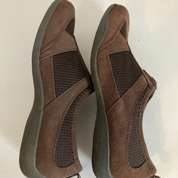 Cobbie Cuddlers Shoes Soft Leather Brown Zipper Comfort Retro Size 6.5. - Picture 3 of 10